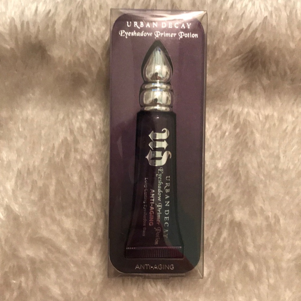 Urban Decay Eyeshadow Primer Potion
